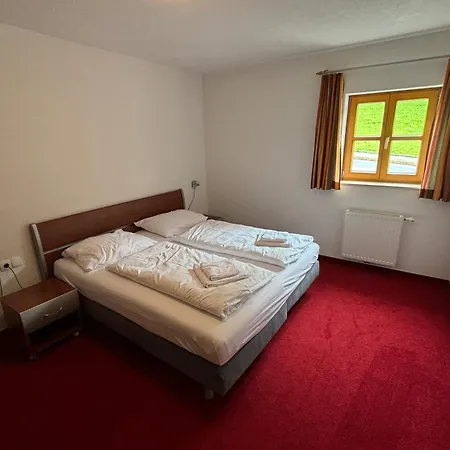 Chalet Zur Rose Berwang Extérieur photo
